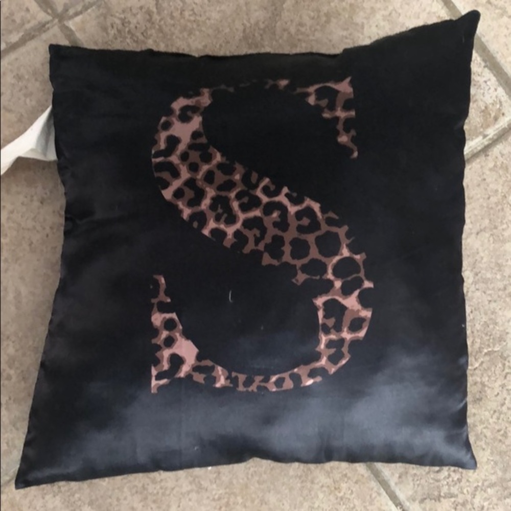 Decorative  S pillow  brown and black very satiny and soft in like new c…